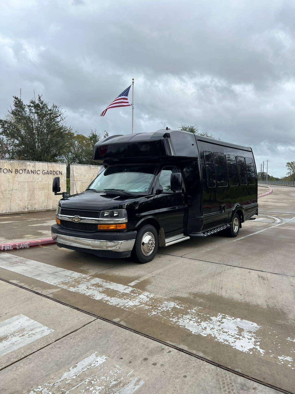 Luxus Party Bus for rental